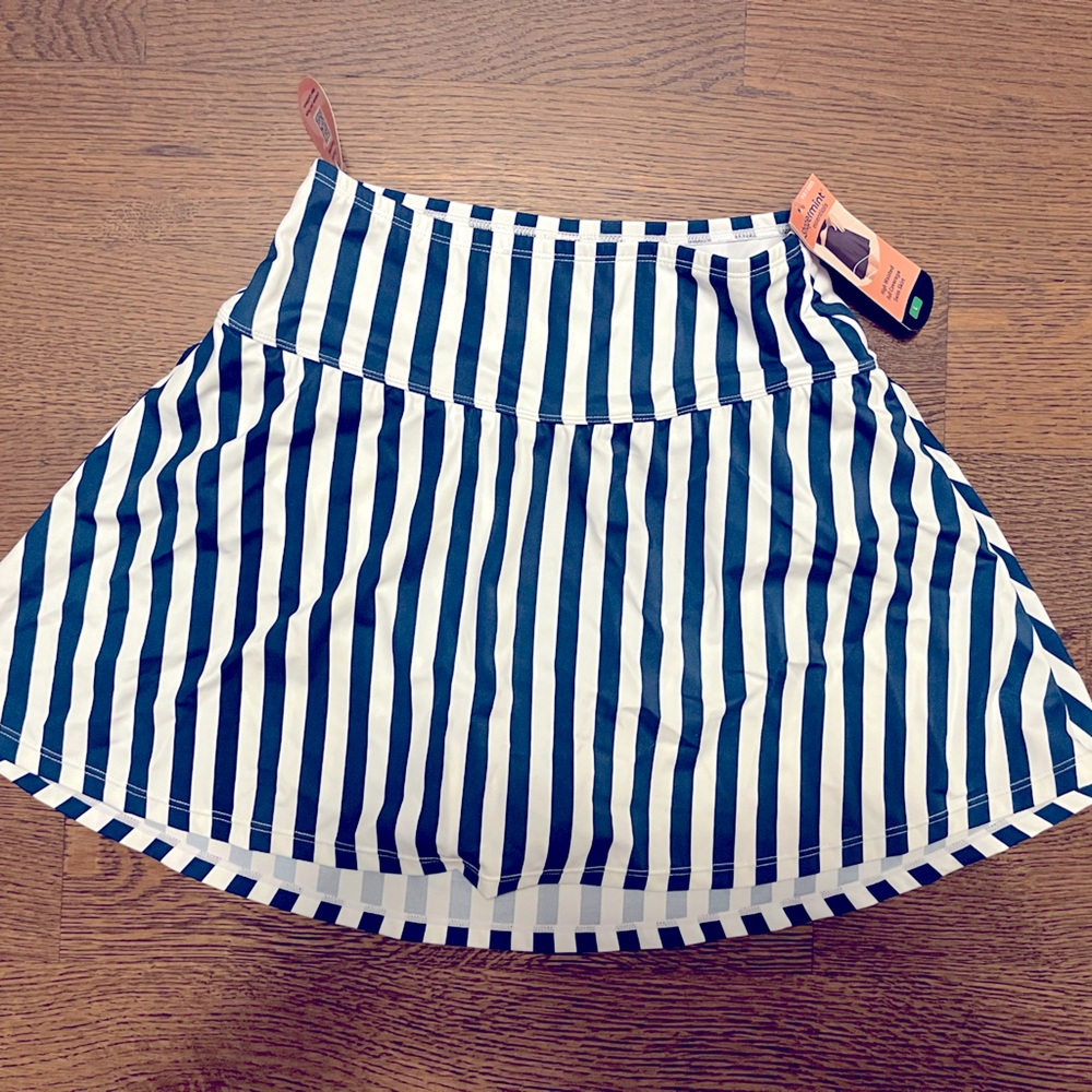 Shapermint Essentials High Waisted Full Coverage Swim Skirt